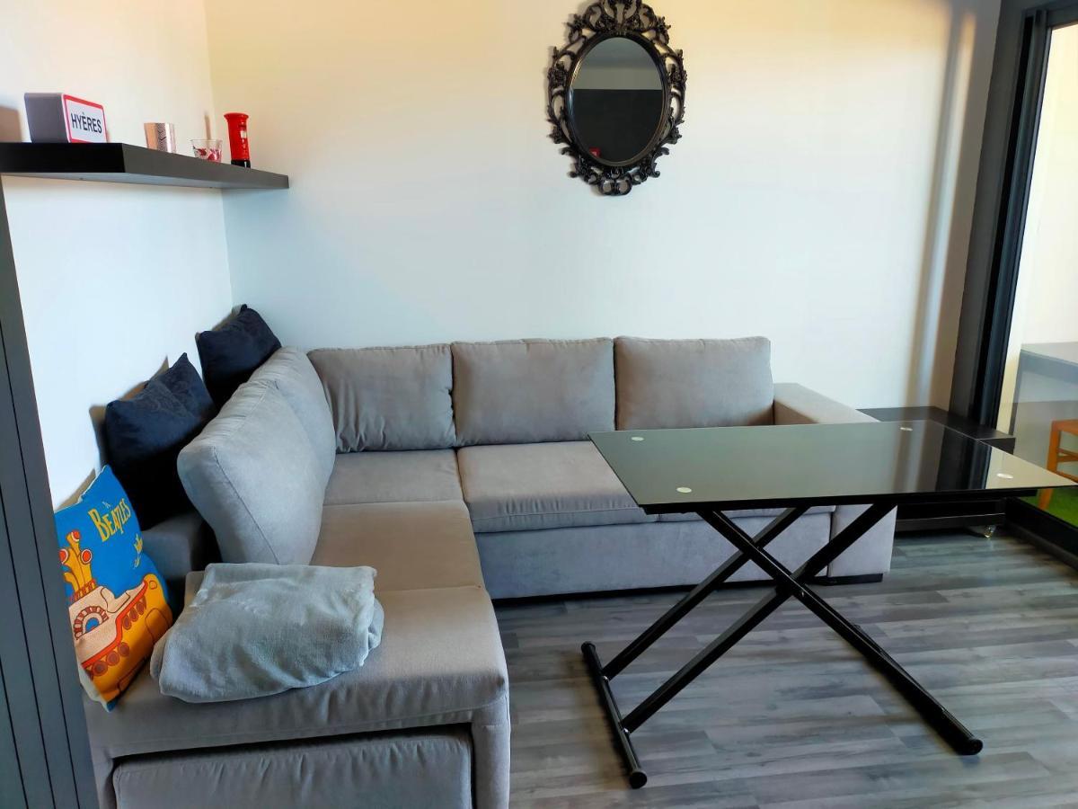 Appartement En Duplex Au 3Ieme Etage Sans Ascenseur Hyères Eksteriør bilde