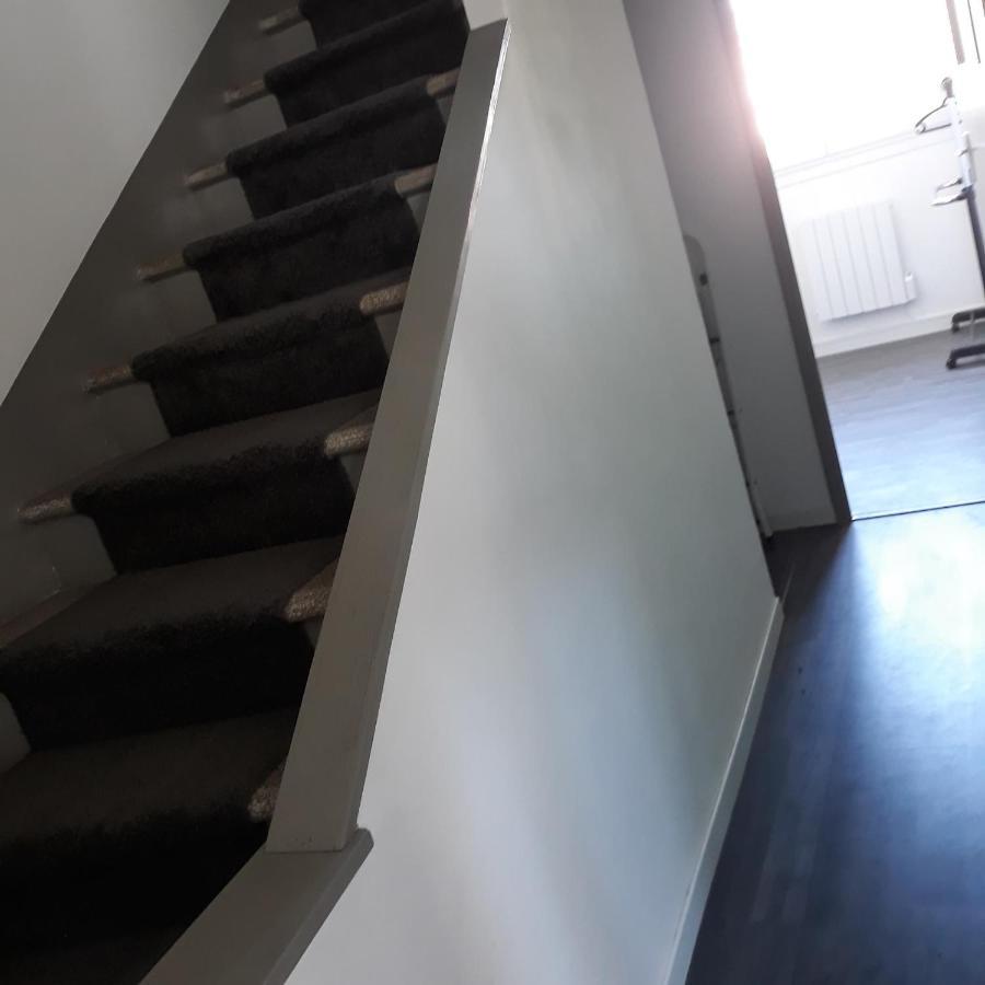 Appartement En Duplex Au 3Ieme Etage Sans Ascenseur Hyères Eksteriør bilde
