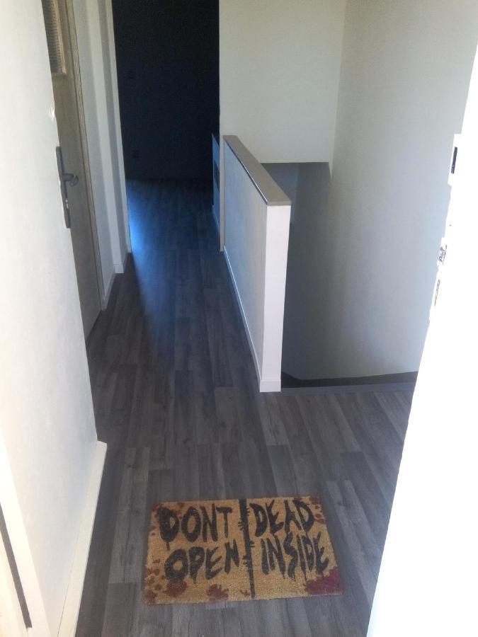 Appartement En Duplex Au 3Ieme Etage Sans Ascenseur Hyères Eksteriør bilde